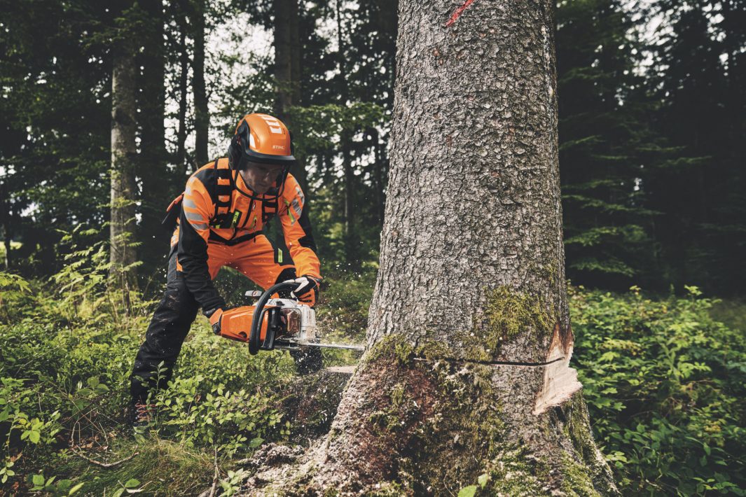 MOTOSEGA STIHL MS 400 C-M